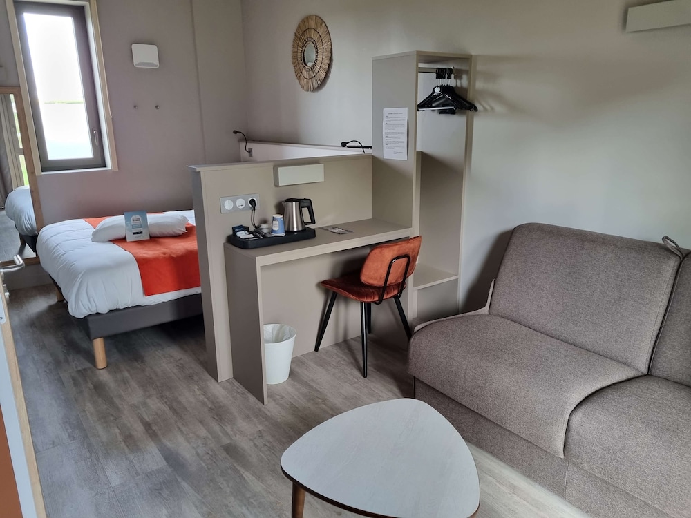 Superior Room, 1 Double Bed with Sofa bed - Photo 2