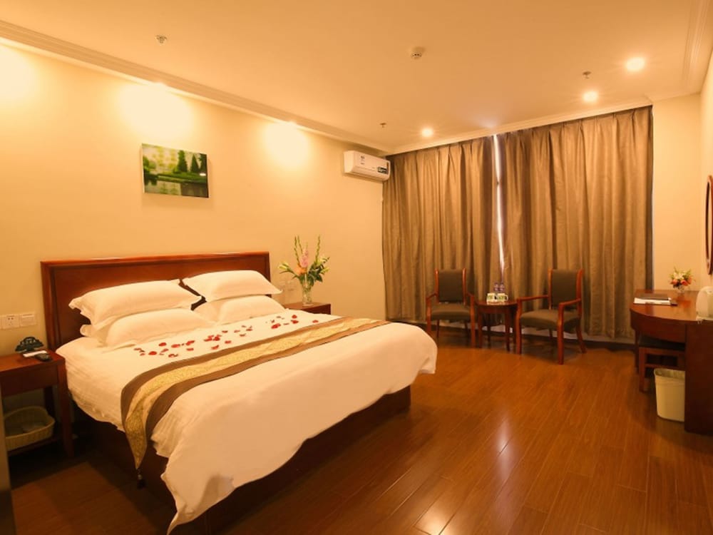 Business Double Bed Room photo 1