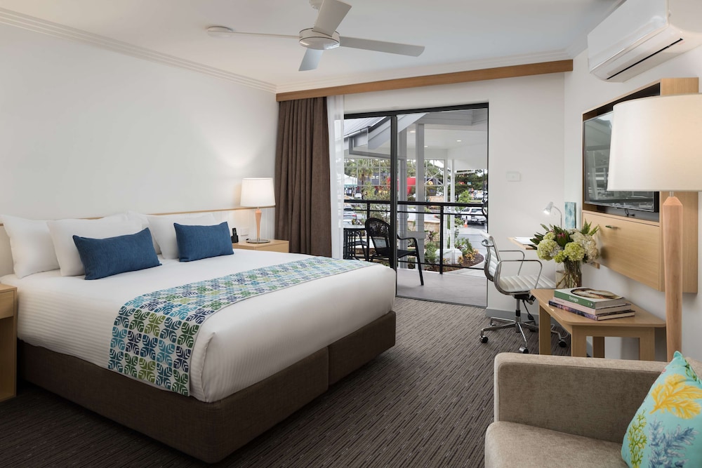 Superior Standard King Room - Photo 3