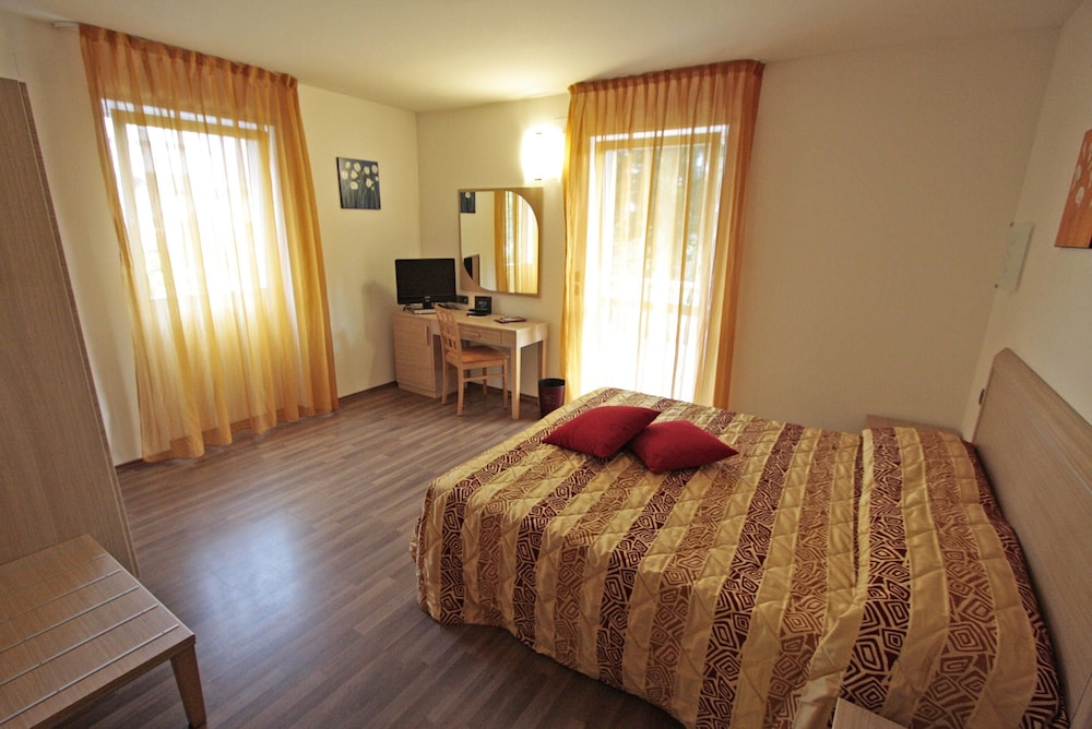 Comfort Double or Twin Room - Photo 1