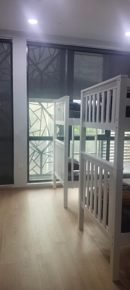 Family Room, City View photo 1