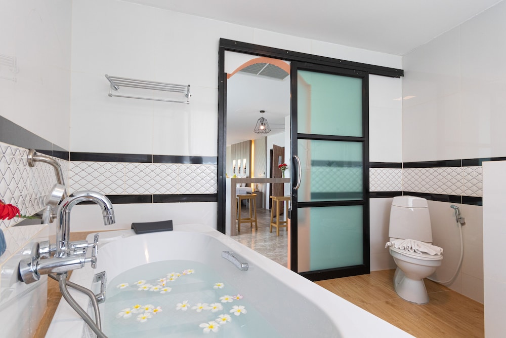 Grand Suite - Photo 12