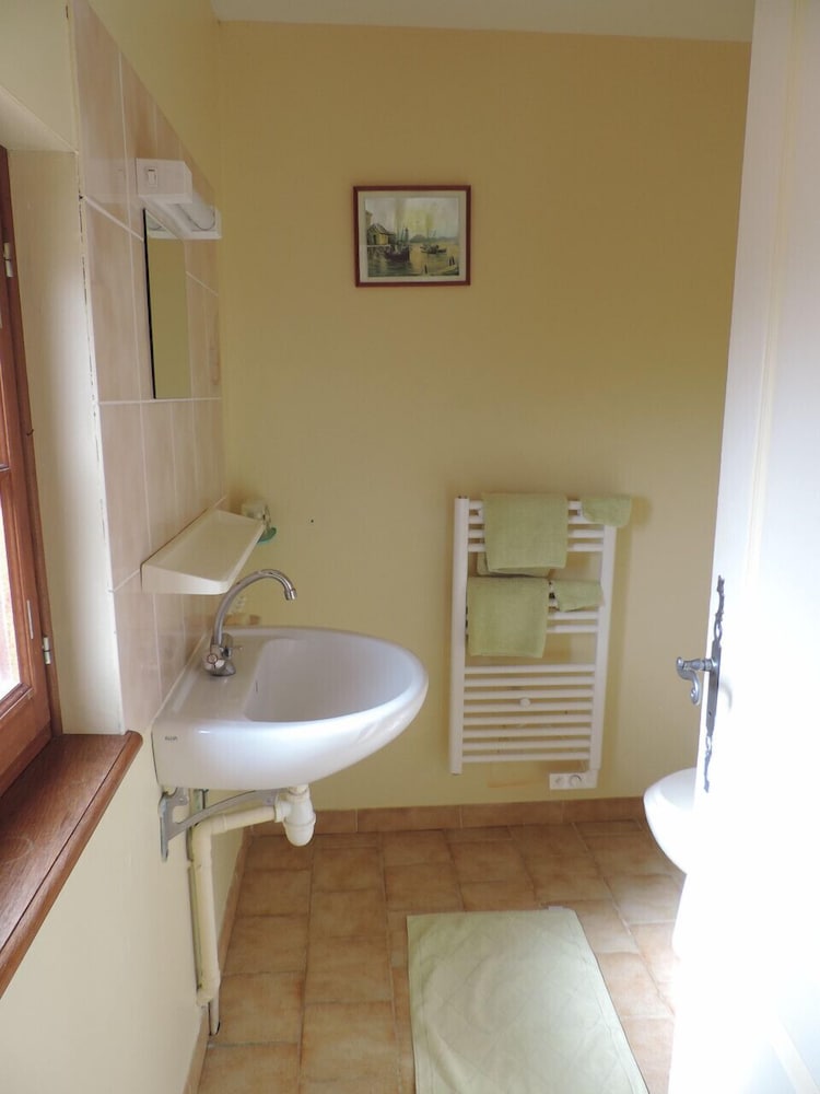 Double Room (Beige) photo 3