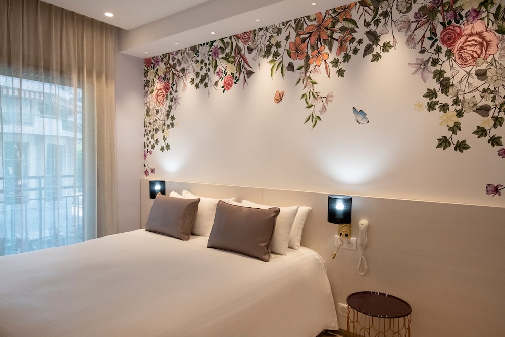 Deluxe Double Room,  City View
