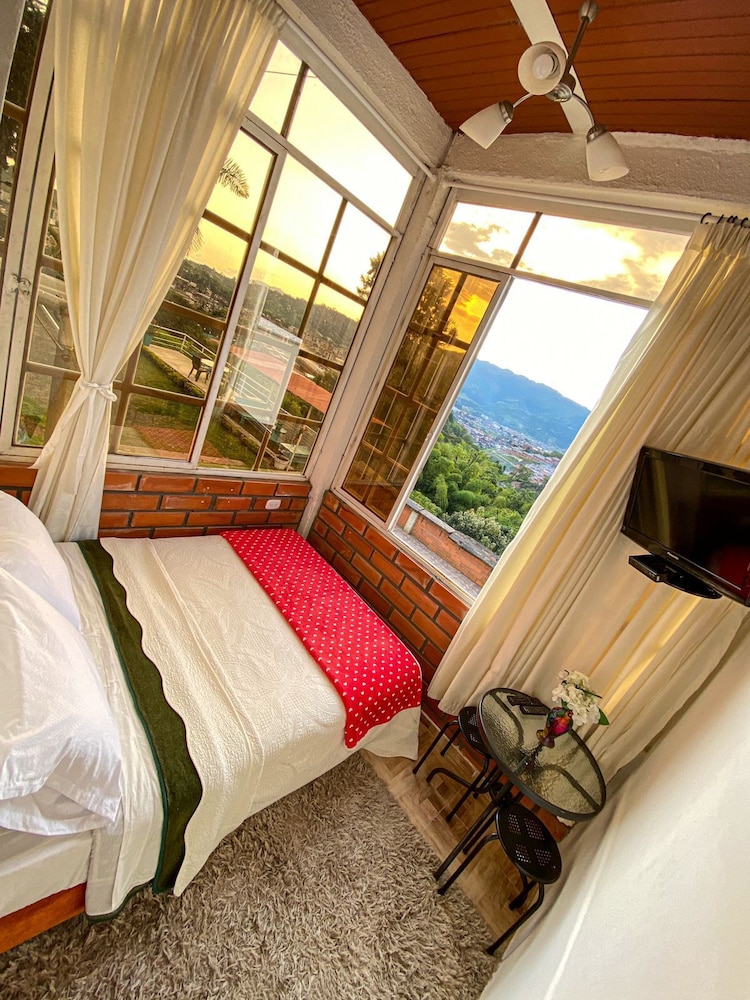 Basic Double Room, 1 Double Bed, Mountain View photo 2