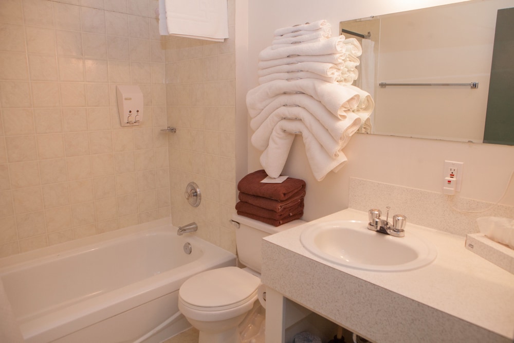 Standard Suite, 2 Bedrooms, Kitchenette photo 2