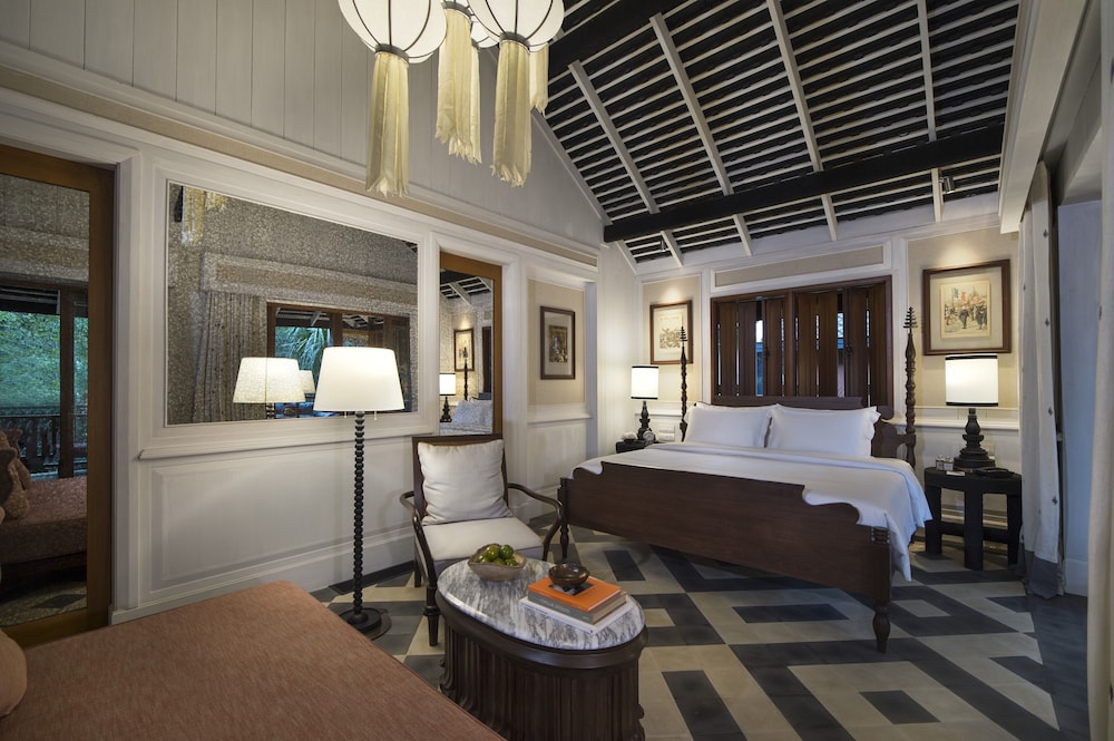Riverside Villas photo 2