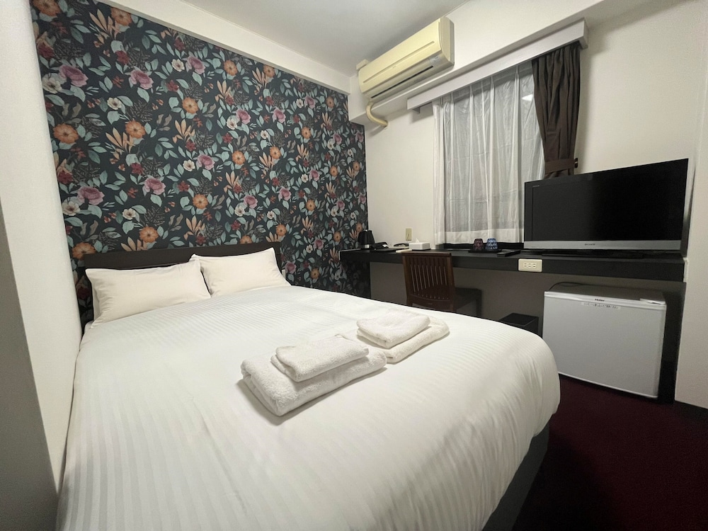 Standard Double Room - Photo 10