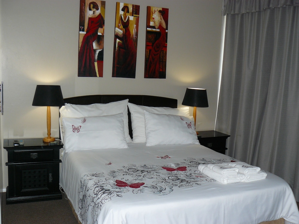 ROOM 2 Luxury photo 2