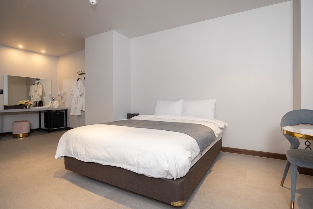 Standard Room (for 2 people) - Photo 2