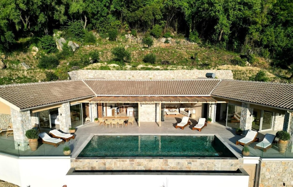 Villa Elysium Parga Luxury Detached Property in Private Grounds, 사진 15
