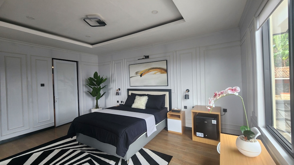 Junior Room