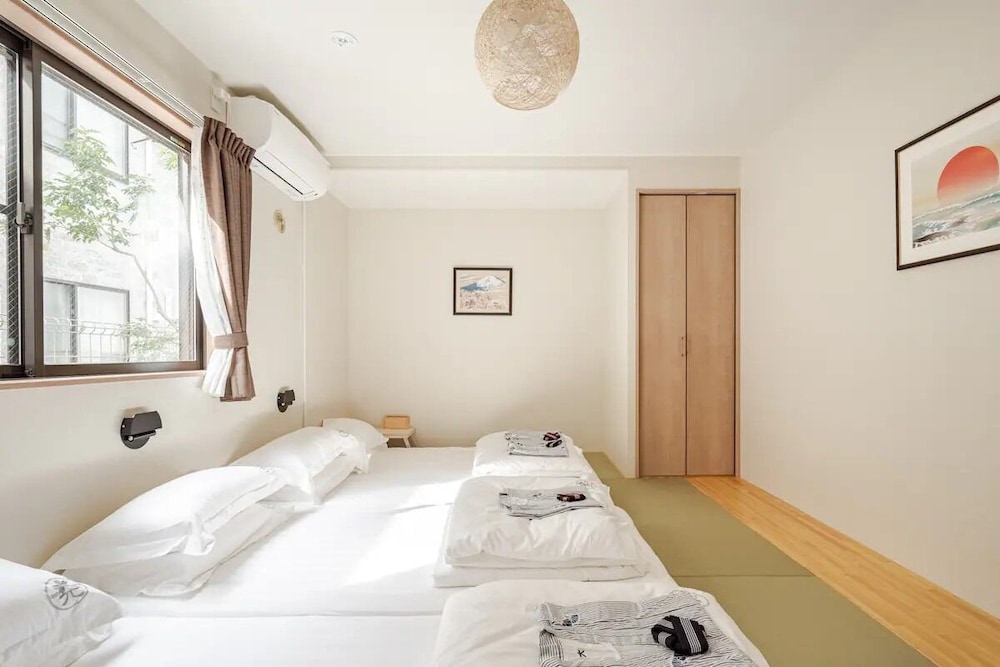 Family Apartment (with Balcony) No Cleaning Service Eco, Non Smoking photo 1