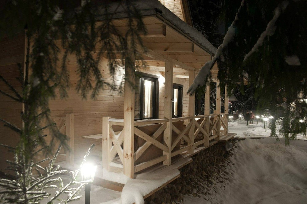 House, 3 Bedrooms photo 2