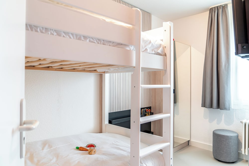 Family Twin Room, Balcony photo 3