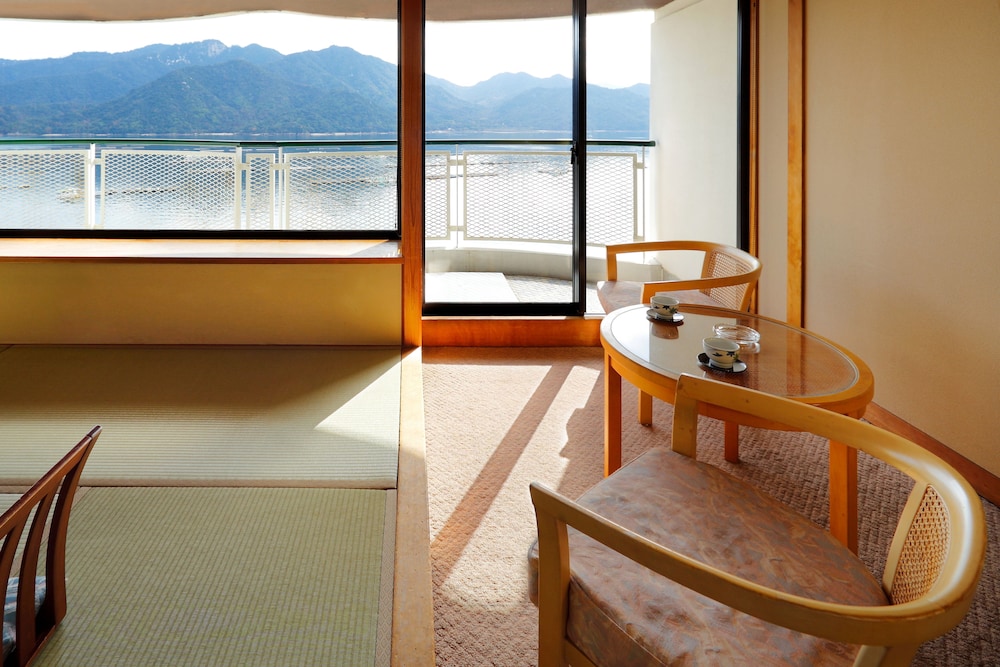 Standard Japanese Room, Non Smoking, Ocean View - Photo 6