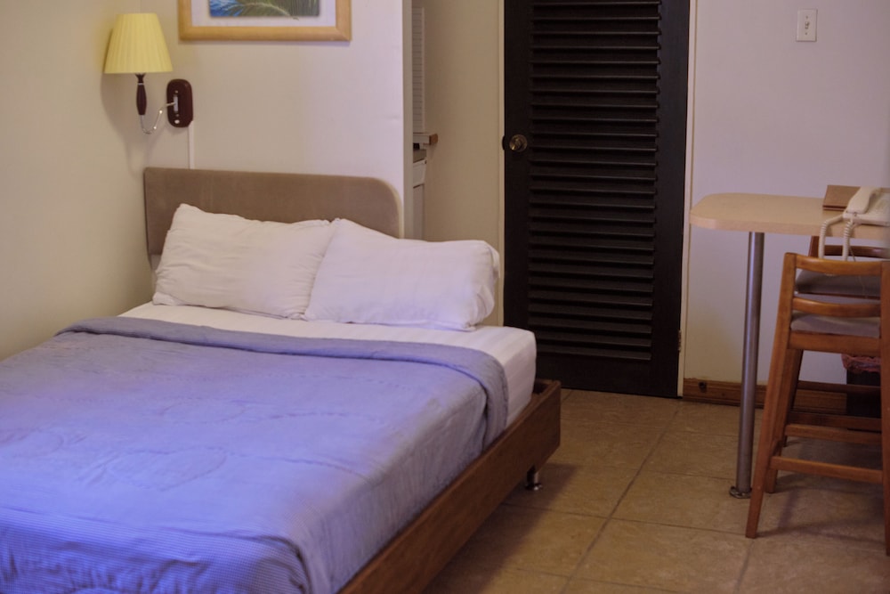 Single Deluxe Room
