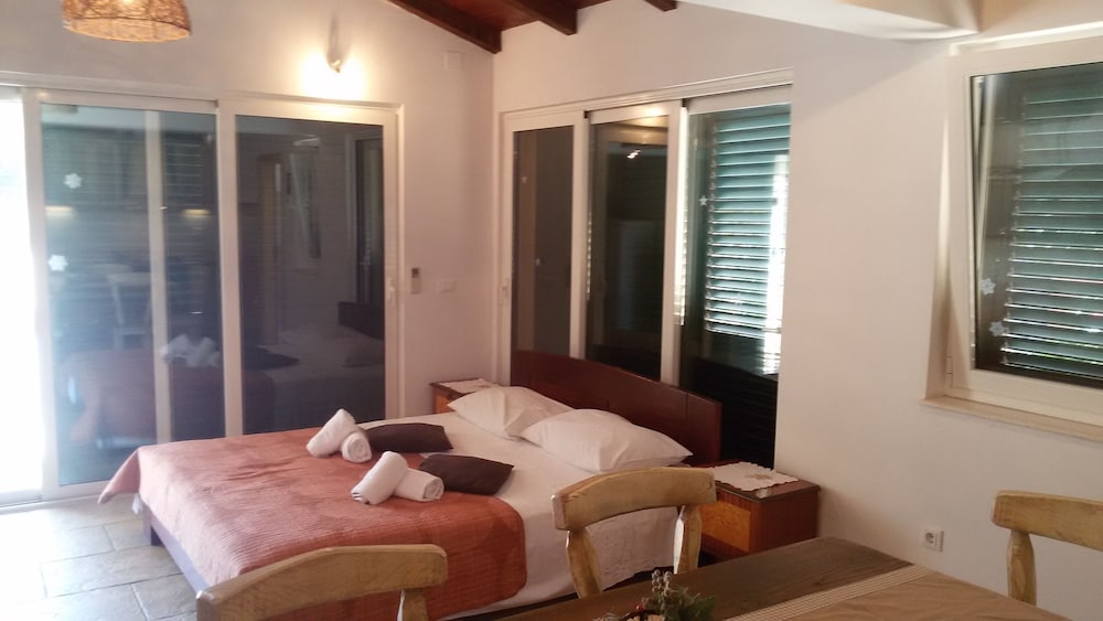 Comfort Studio, Accessible