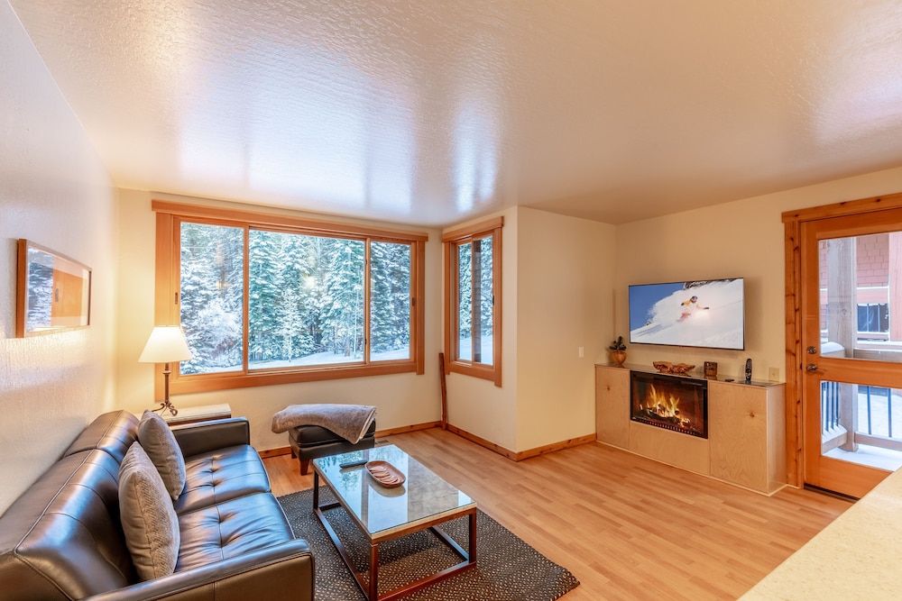 Condo, 1 Bedroom