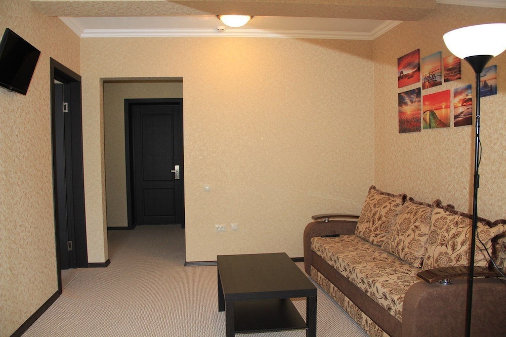 Suite, 1 Bedroom photo 1