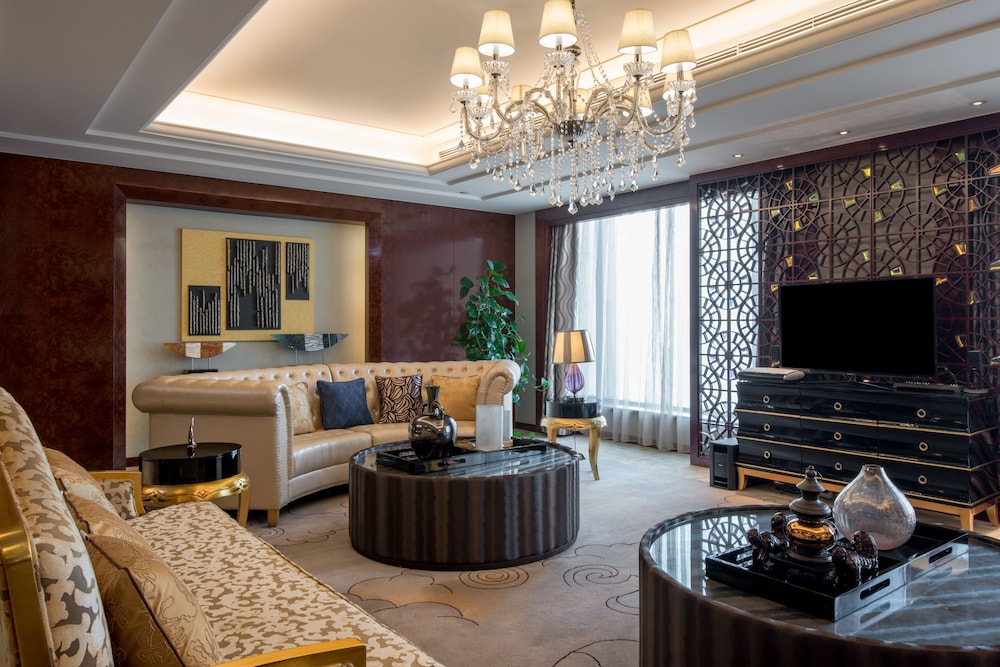 Presidential Suite, Multiple Beds