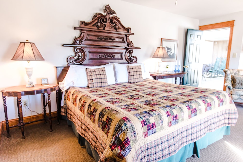 Family Suite, Multiple Bedrooms, Private Bathroom, Bay View photo 3
