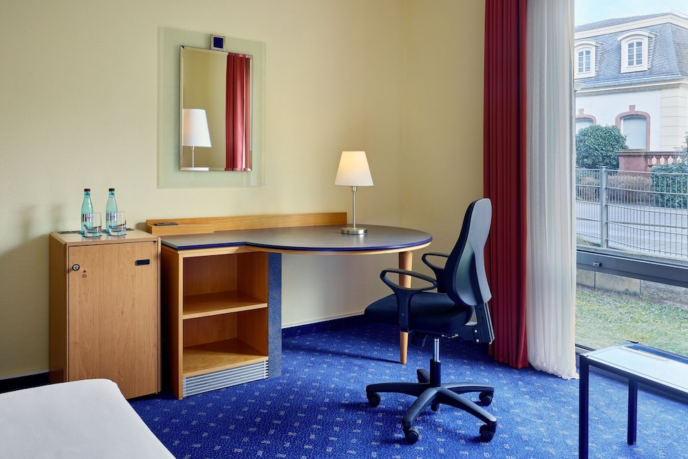 Classic Room, 1 Queen Bed