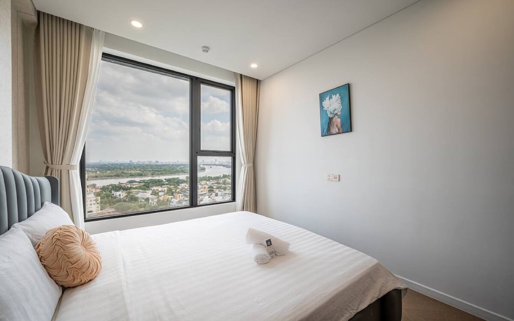 Presidential Suite, 3 Bedrooms, Club Lounge Access, City View photo 2