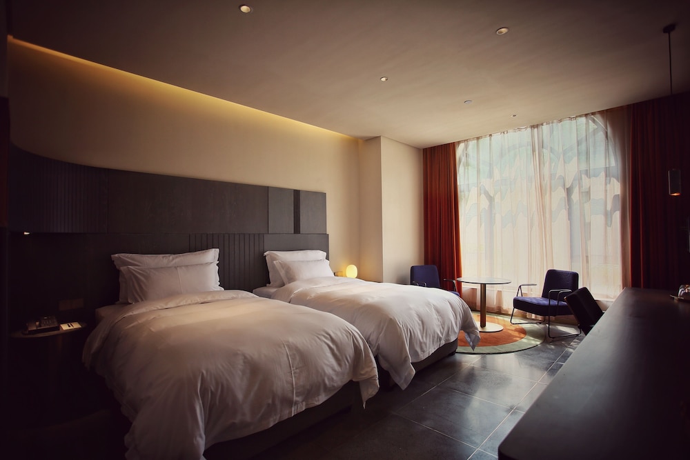 Deluxe Twin Room photo 1