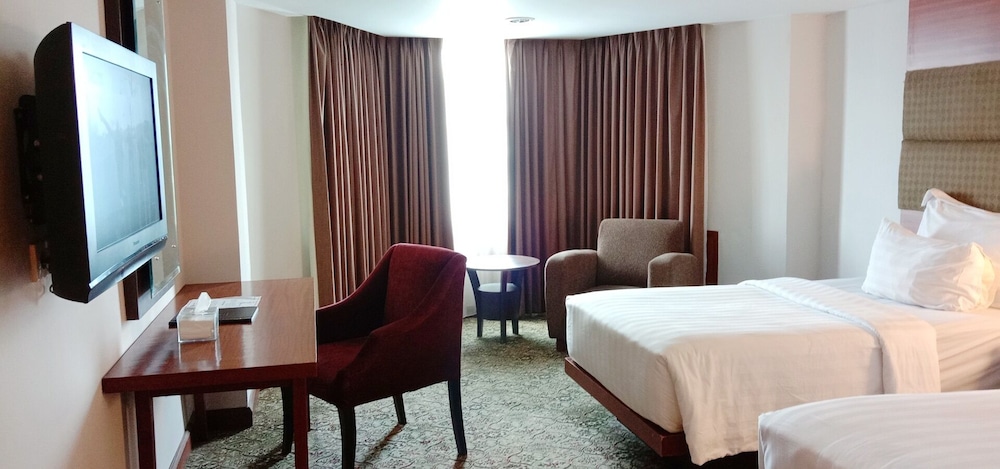Grand Deluxe Twin Room