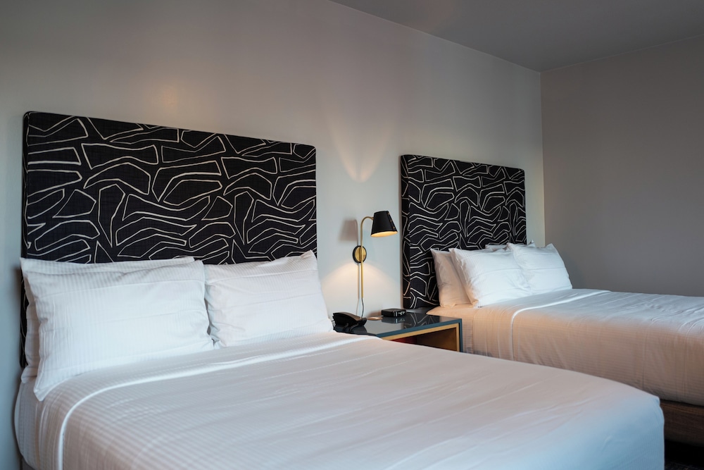 Executive Room, 2 Double Beds - Photo 4