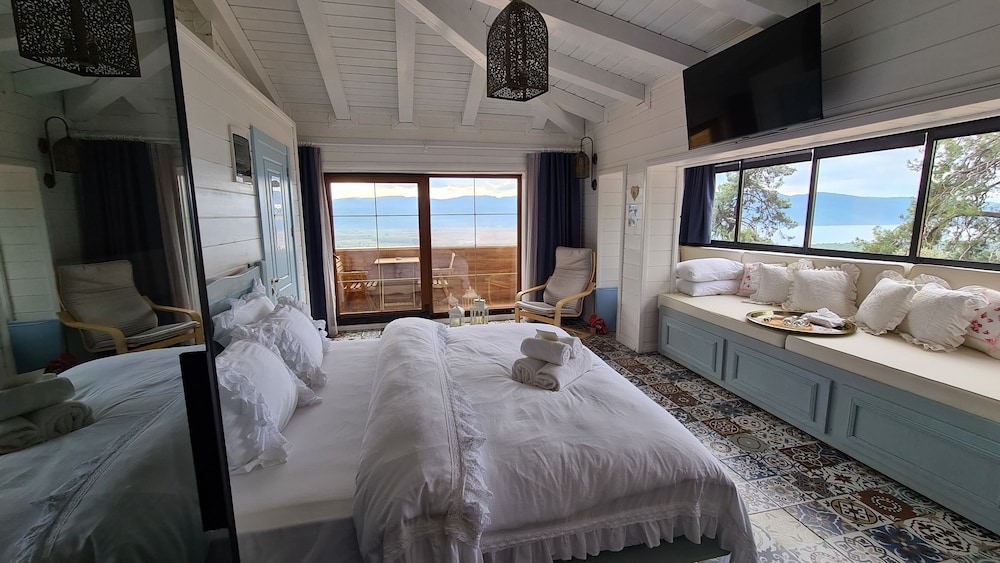 Honeymoon Room, Sea View photo 1