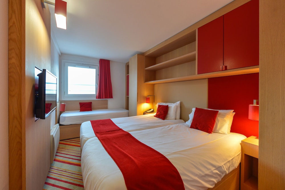 Family Room, 2 Bedrooms, Connecting Rooms