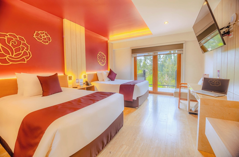 Superior Twin Room, Garden View photo 3
