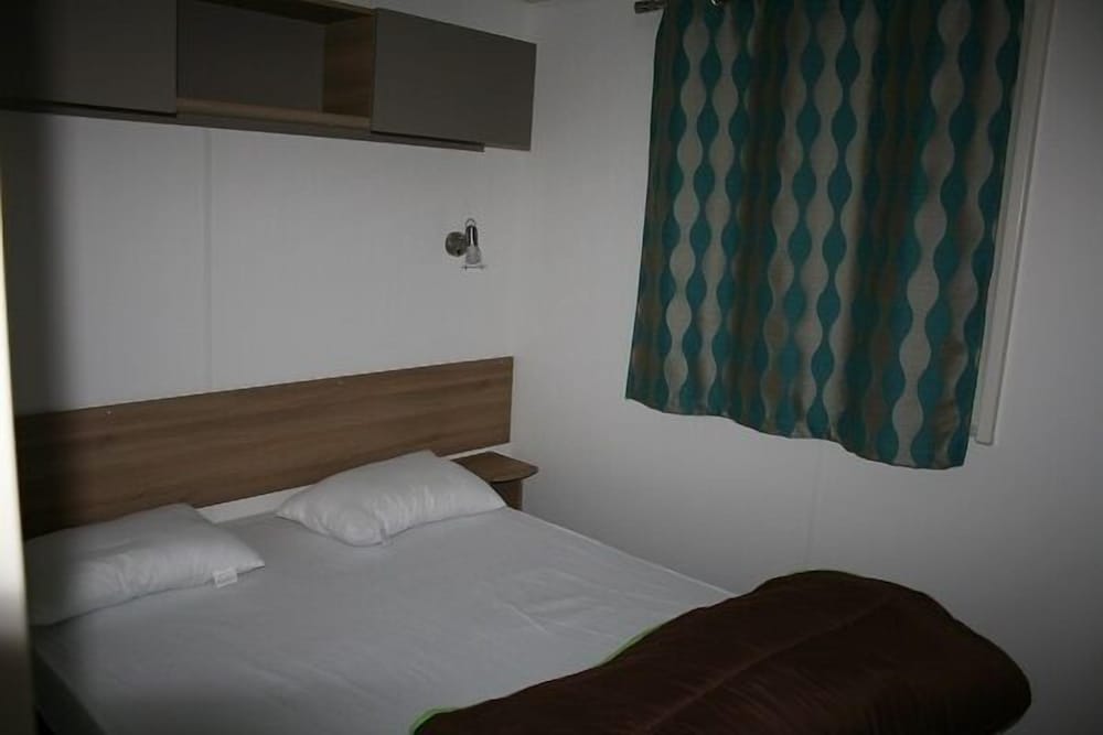 Mobile Home, 2 Bedrooms, Terrace, Lakeside