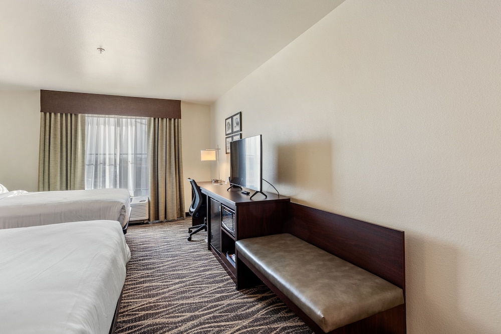 Room, 2 Queen Beds, Non Smoking - Photo 2