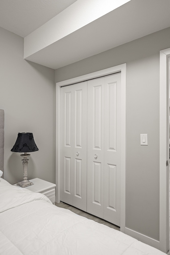 Basic House photo 2