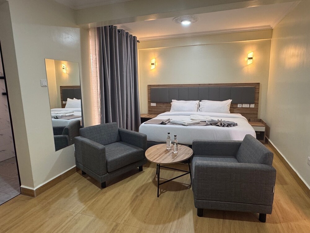 Executive Room photo 2