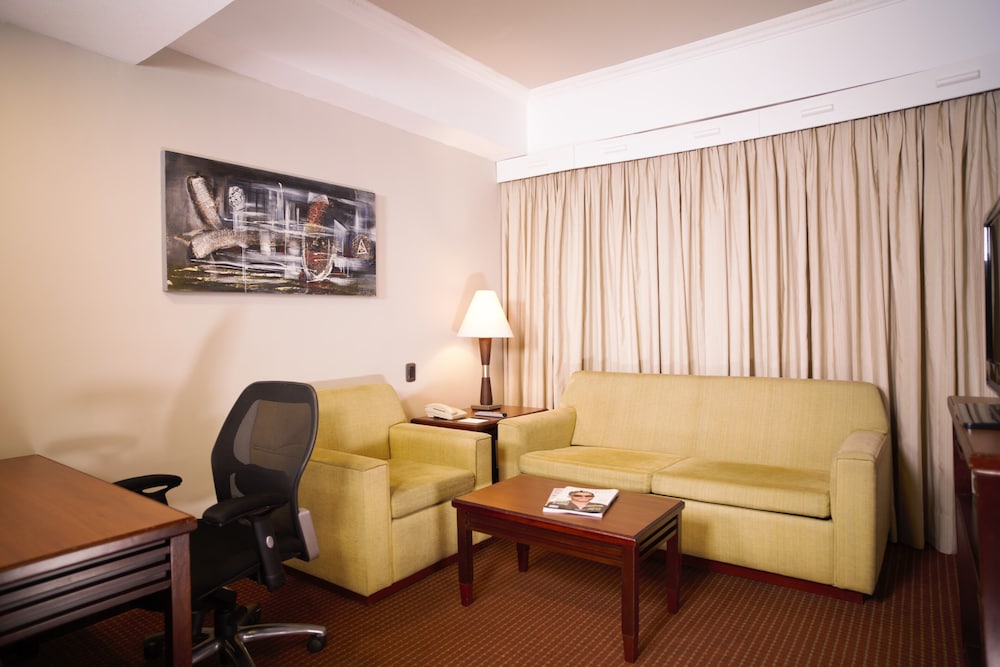 Standard Suite