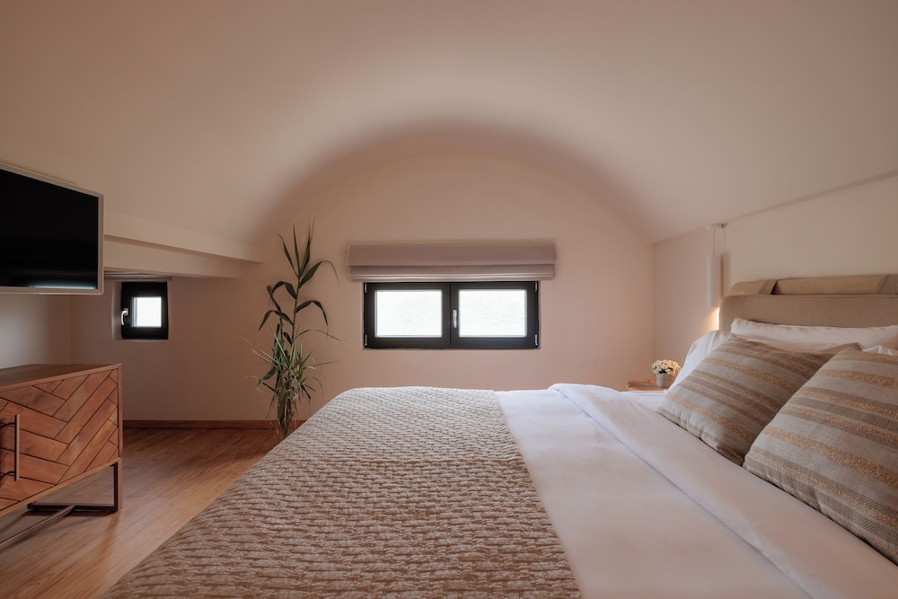 Asty 2 Bedrooms Suite, Private Pool - Photo 2