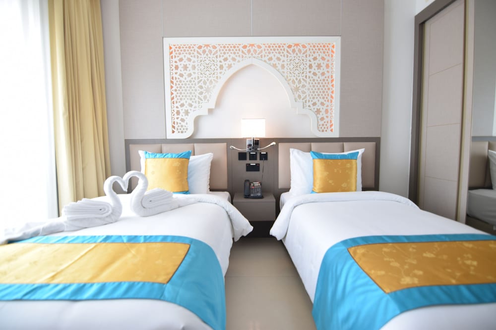 Twin Room - Photo 10