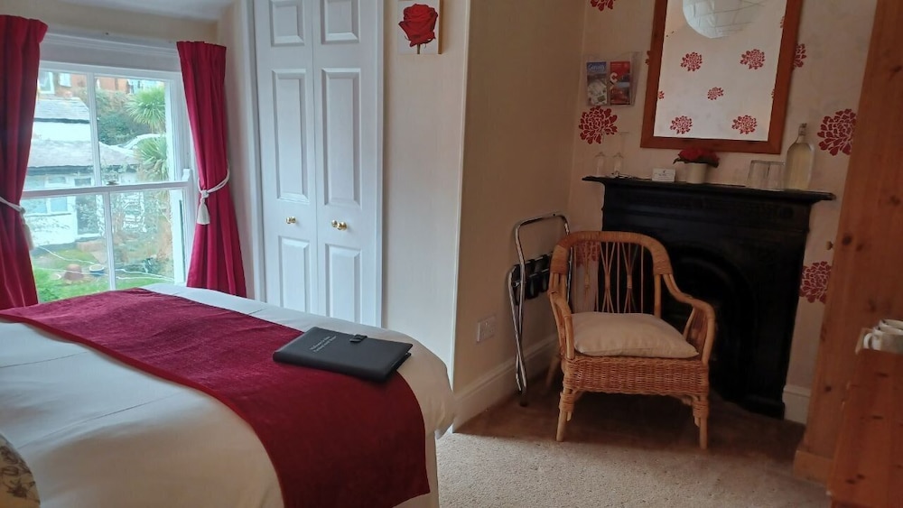 Basic Double Room, Ensuite (Room 1) photo 3