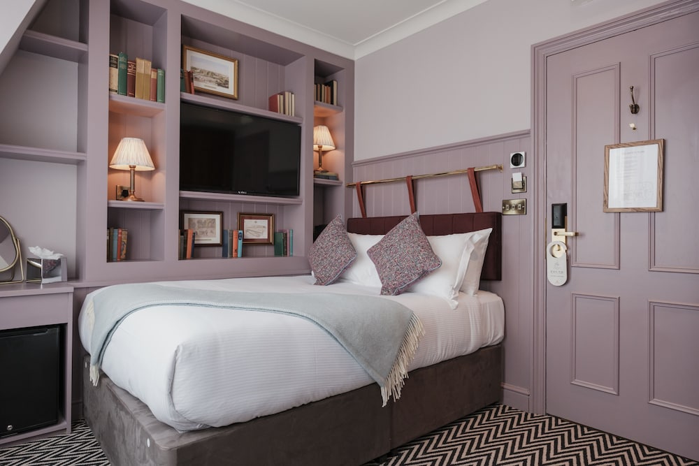 Basic Double Room photo 1