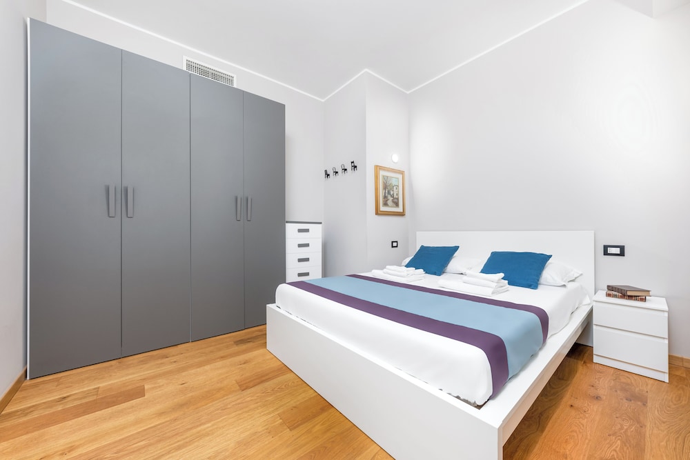 Comfort Apartment, City View