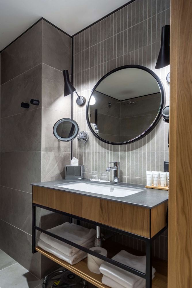 Presidential Suite (RV & Spa Access)