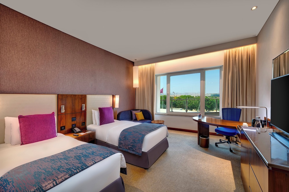 Premium Room, 2 Twin Beds, Accessible, Mountain View (Club Lounge Access) photo 2