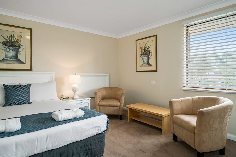 Deluxe Suite photo 3