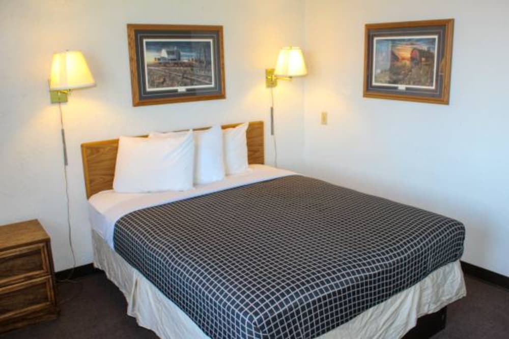 Basic Single Room photo 3