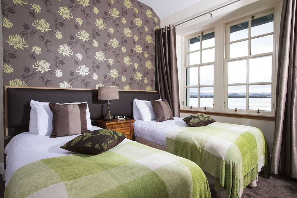 Superior Twin Room, Sea View photo 1