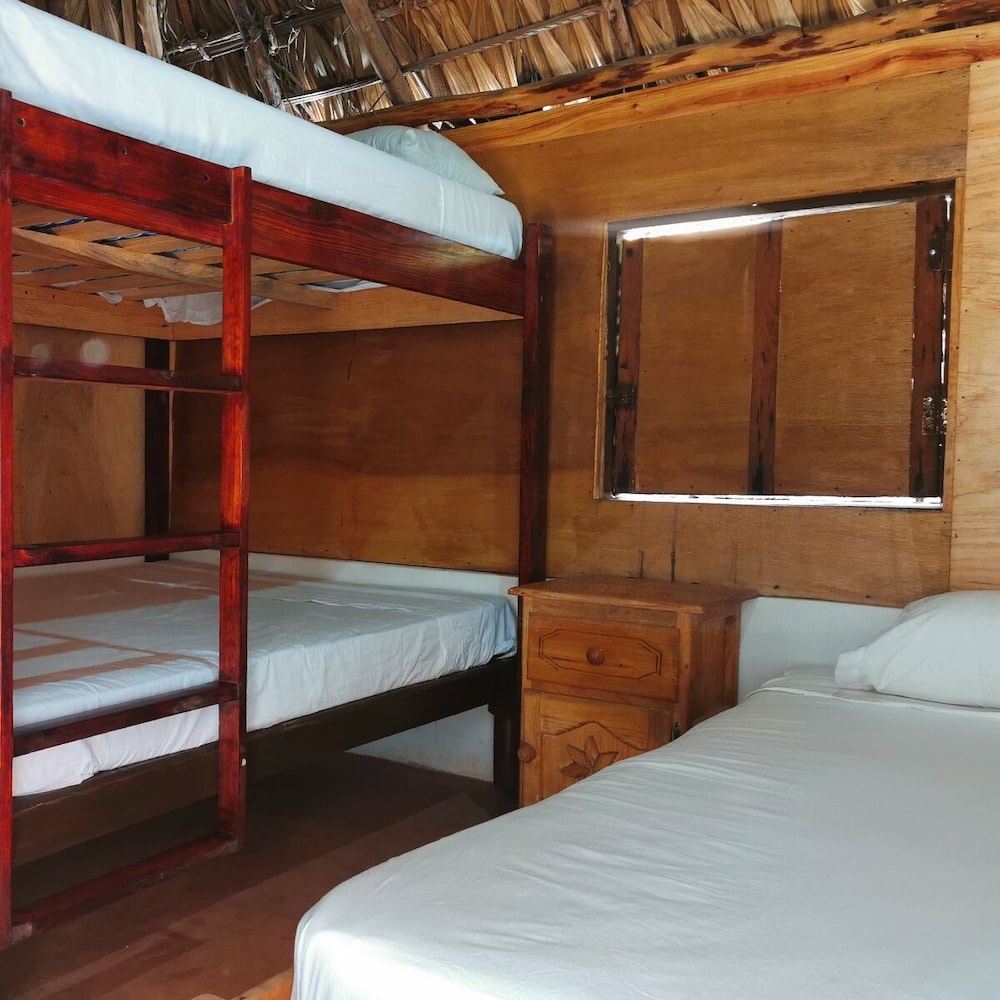 Room, Multiple Beds, Shared Bathroom (Bungalow)